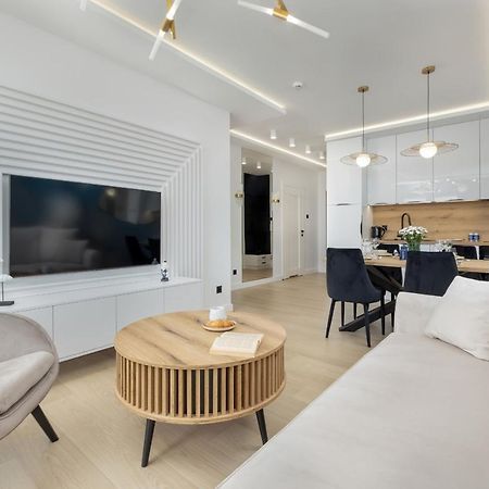 Polanki Aqua Apartment With Parking By Renters Prestige Kołobrzeg Eksteriør bilde