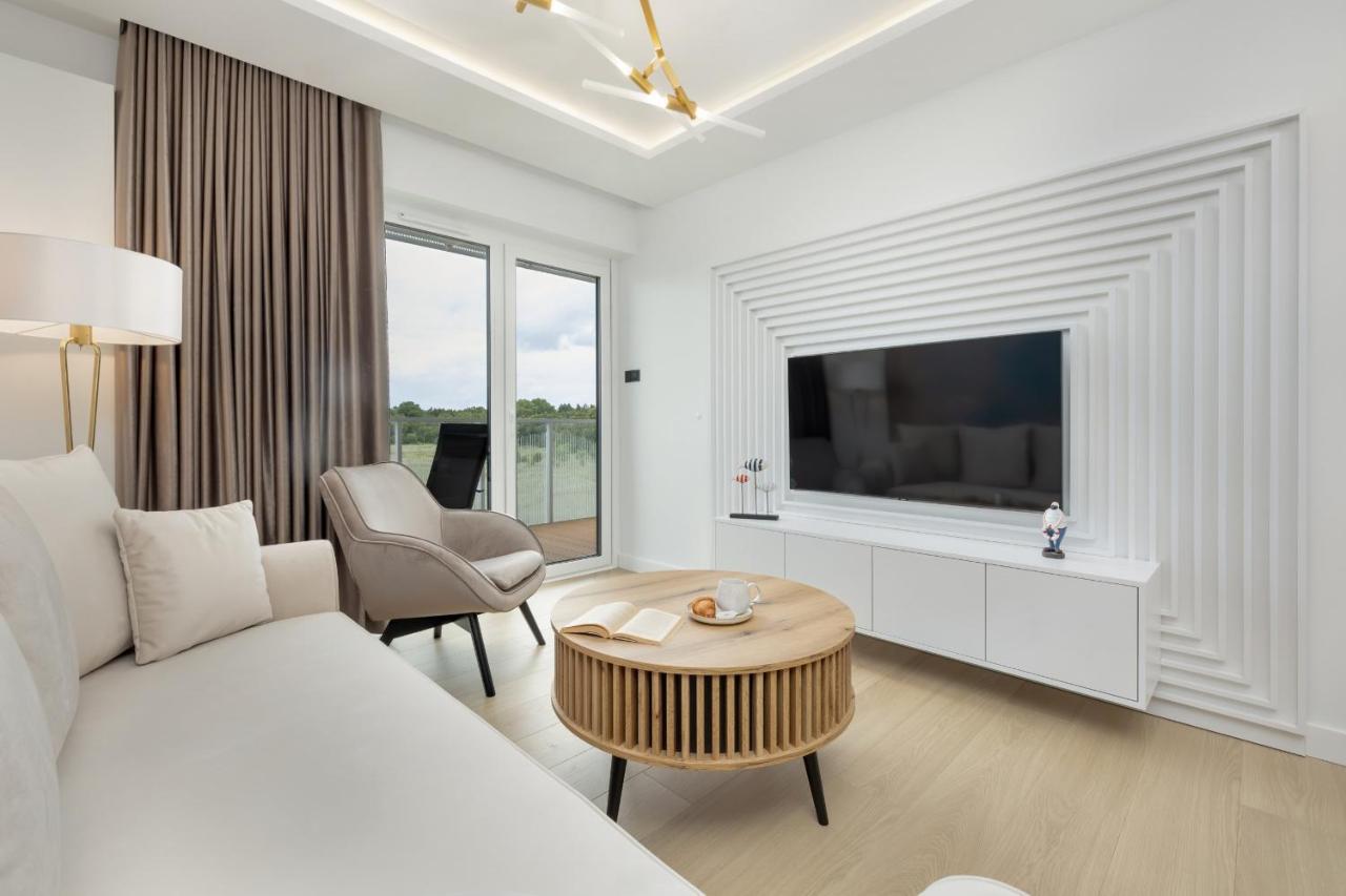 Polanki Aqua Apartment With Parking By Renters Prestige Kołobrzeg Eksteriør bilde