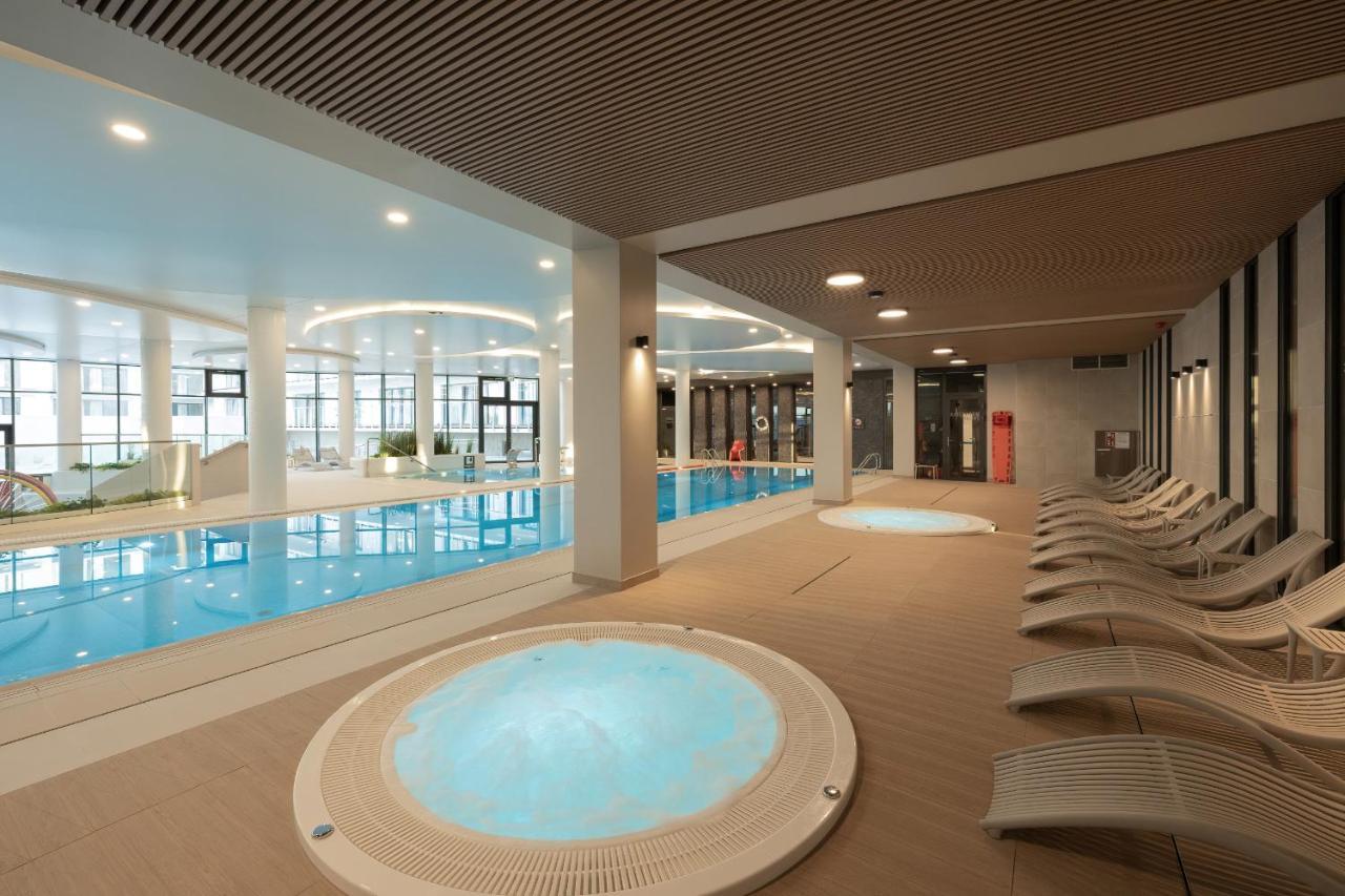 Polanki Aqua Apartment With Parking By Renters Prestige Kołobrzeg Eksteriør bilde